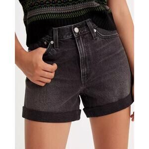 $70 New Levi’s 80s Mom Rolled Cuff Shorts - Black - 26